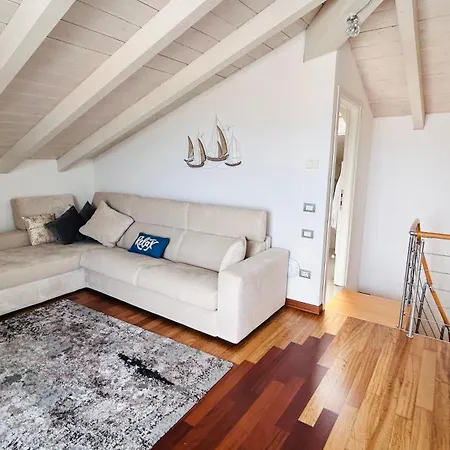 Lakeview Verdi 4* 페스키에라델가르다