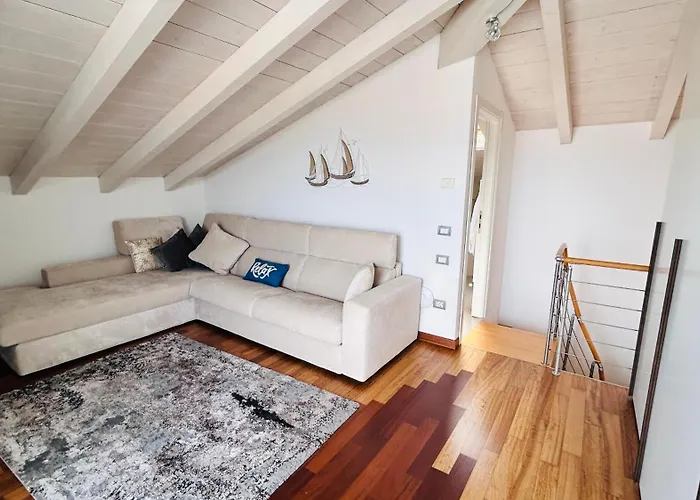 Lakeview Verdi 4* 페스키에라델가르다